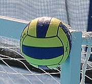 1147089872-Latte-mit-Ball.jpg