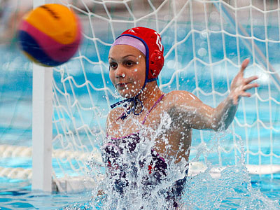 london-2012-vodnoe-polo-anna-karnaukh_1343837331595271799london_2012_waterpolo_karna.jpg