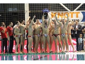 Radnicki%20SRB%20cup%20win%202014_JPG.jpg